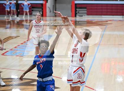 Thumbnail 2 in Peoria Heights @ Lewistown photogallery.