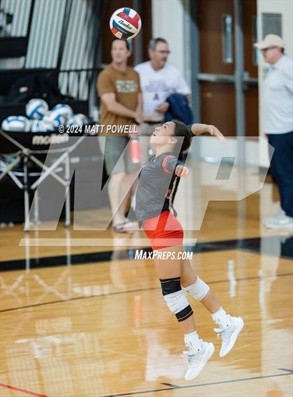 Thumbnail 2 in Canyon vs. Tompkins photogallery.
