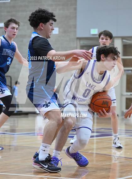 Thumbnail 1 in Interlake @ Lake Washington photogallery.