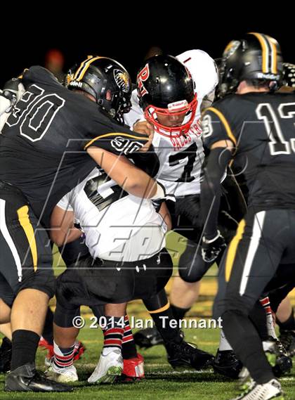 Thumbnail 3 in Palos Verdes vs. Ventura (CIF SS Western Final) photogallery.