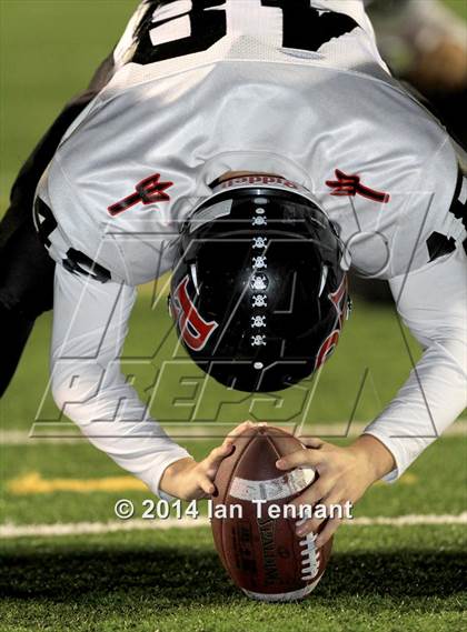 Thumbnail 2 in Palos Verdes vs. Ventura (CIF SS Western Final) photogallery.