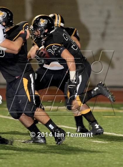 Thumbnail 2 in Palos Verdes vs. Ventura (CIF SS Western Final) photogallery.