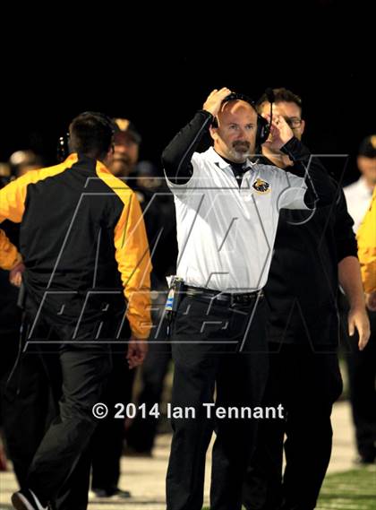 Thumbnail 1 in Palos Verdes vs. Ventura (CIF SS Western Final) photogallery.