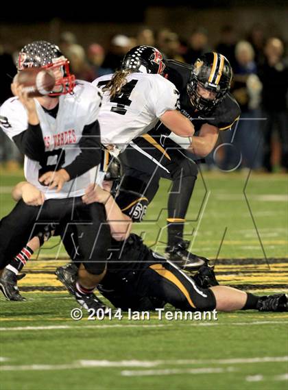 Thumbnail 2 in Palos Verdes vs. Ventura (CIF SS Western Final) photogallery.