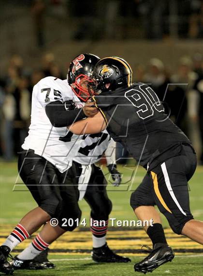 Thumbnail 2 in Palos Verdes vs. Ventura (CIF SS Western Final) photogallery.