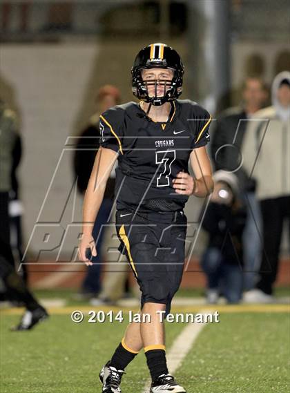 Thumbnail 3 in Palos Verdes vs. Ventura (CIF SS Western Final) photogallery.