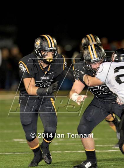 Thumbnail 1 in Palos Verdes vs. Ventura (CIF SS Western Final) photogallery.