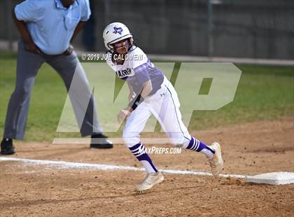 Thumbnail 2 in Reagan [Ronald] vs Warren (UIL 6A Bi District) photogallery.