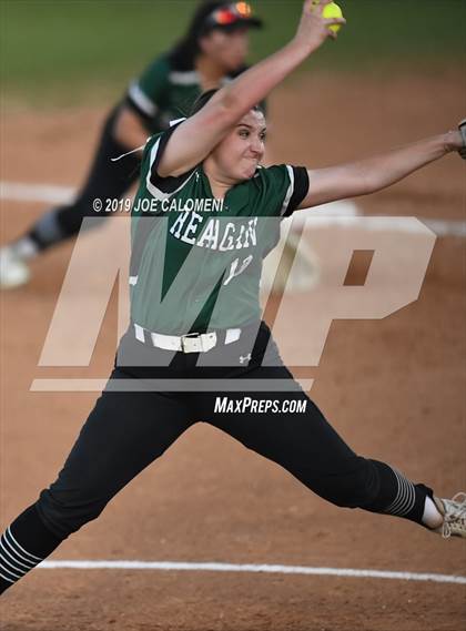 Thumbnail 3 in Reagan [Ronald] vs Warren (UIL 6A Bi District) photogallery.