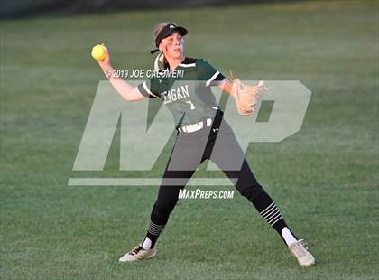 Thumbnail 3 in Reagan [Ronald] vs Warren (UIL 6A Bi District) photogallery.