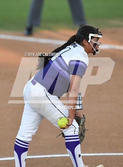 Thumbnail 2 in Reagan [Ronald] vs Warren (UIL 6A Bi District) photogallery.