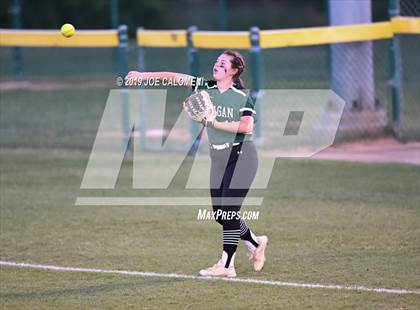 Thumbnail 3 in Reagan [Ronald] vs Warren (UIL 6A Bi District) photogallery.