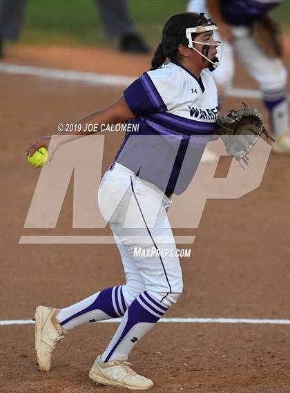 Thumbnail 3 in Reagan [Ronald] vs Warren (UIL 6A Bi District) photogallery.