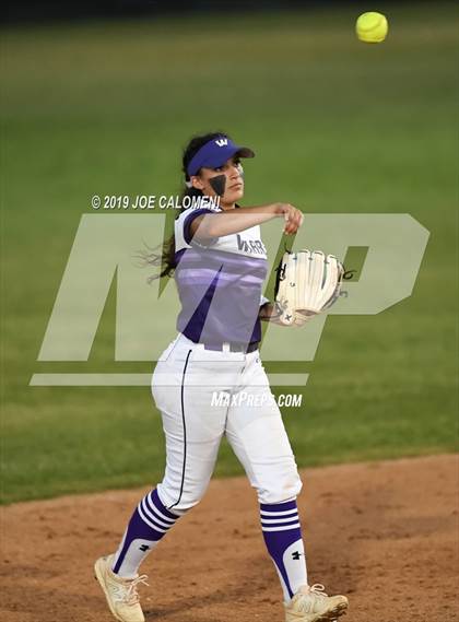 Thumbnail 3 in Reagan [Ronald] vs Warren (UIL 6A Bi District) photogallery.