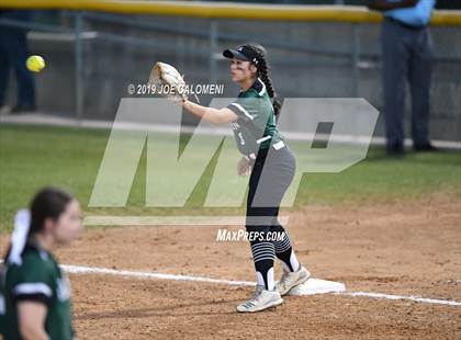 Thumbnail 1 in Reagan [Ronald] vs Warren (UIL 6A Bi District) photogallery.