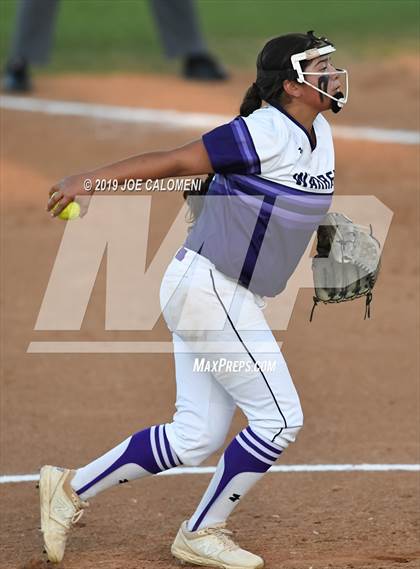 Thumbnail 2 in Reagan [Ronald] vs Warren (UIL 6A Bi District) photogallery.