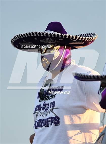 Thumbnail 1 in Reagan [Ronald] vs Warren (UIL 6A Bi District) photogallery.