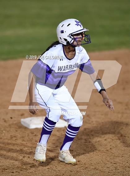 Thumbnail 2 in Reagan [Ronald] vs Warren (UIL 6A Bi District) photogallery.