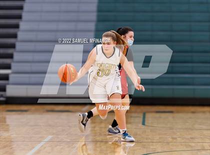 Thumbnail 1 in Lincoln Southeast vs Lincoln High photogallery.