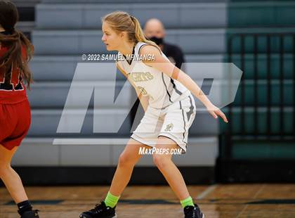 Thumbnail 3 in Lincoln Southeast vs Lincoln High photogallery.