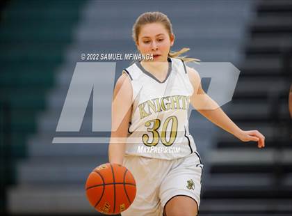 Thumbnail 2 in Lincoln Southeast vs Lincoln High photogallery.