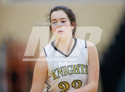 Thumbnail 1 in Lincoln Southeast vs Lincoln High photogallery.