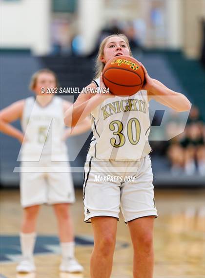 Thumbnail 3 in Lincoln Southeast vs Lincoln High photogallery.