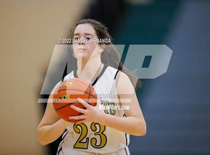 Thumbnail 2 in Lincoln Southeast vs Lincoln High photogallery.