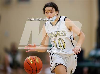 Thumbnail 2 in Lincoln Southeast vs Lincoln High photogallery.