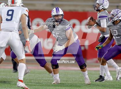 Thumbnail 1 in Atascocita vs. Ridge Point (UIL 6A D1 Regional Playoff) photogallery.