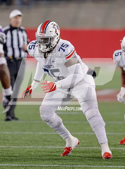 Thumbnail 1 in Atascocita vs. Ridge Point (UIL 6A D1 Regional Playoff) photogallery.
