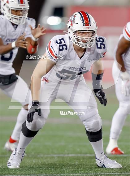 Thumbnail 2 in Atascocita vs. Ridge Point (UIL 6A D1 Regional Playoff) photogallery.