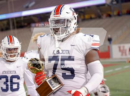 Thumbnail 2 in Atascocita vs. Ridge Point (UIL 6A D1 Regional Playoff) photogallery.