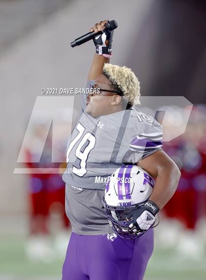 Thumbnail 2 in Atascocita vs. Ridge Point (UIL 6A D1 Regional Playoff) photogallery.