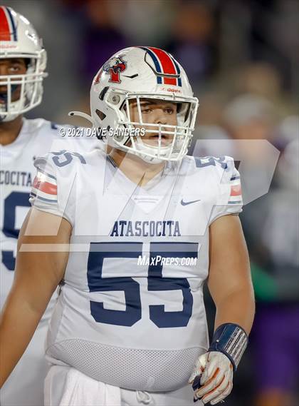 Thumbnail 3 in Atascocita vs. Ridge Point (UIL 6A D1 Regional Playoff) photogallery.
