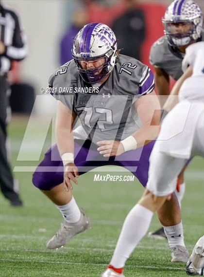 Thumbnail 1 in Atascocita vs. Ridge Point (UIL 6A D1 Regional Playoff) photogallery.