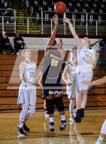 Thumbnail 3 in Pinckneyville vs. Marion (Rangerette Christmas Classic) photogallery.