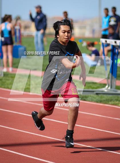 Thumbnail 1 in Highland @ Quartz Hill (100m and Relay) photogallery.
