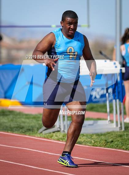 Thumbnail 2 in Highland @ Quartz Hill (100m and Relay) photogallery.