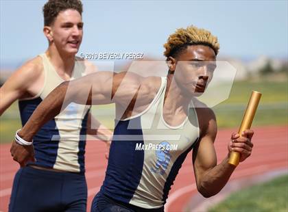 Thumbnail 2 in Highland @ Quartz Hill (100m and Relay) photogallery.