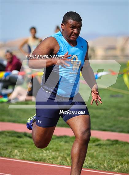 Thumbnail 2 in Highland @ Quartz Hill (100m and Relay) photogallery.