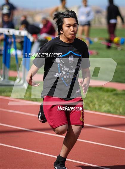 Thumbnail 2 in Highland @ Quartz Hill (100m and Relay) photogallery.