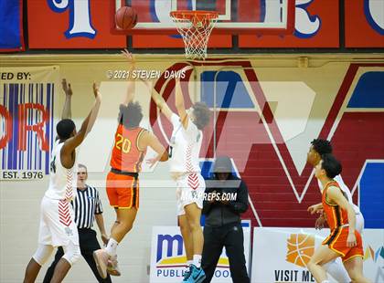 Thumbnail 1 in Smoky Hill vs. Corona del Sol photogallery.