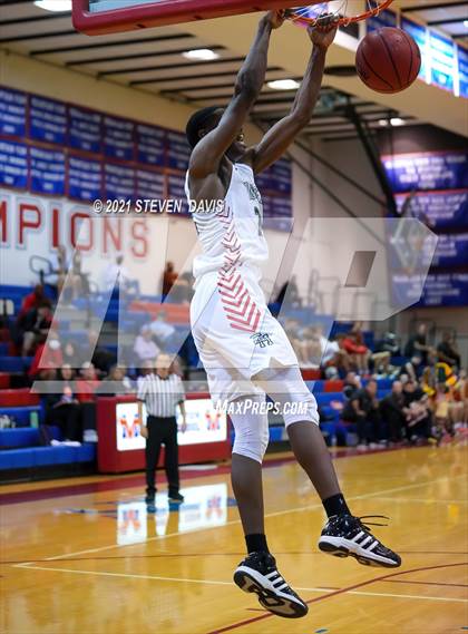 Thumbnail 2 in Smoky Hill vs. Corona del Sol photogallery.