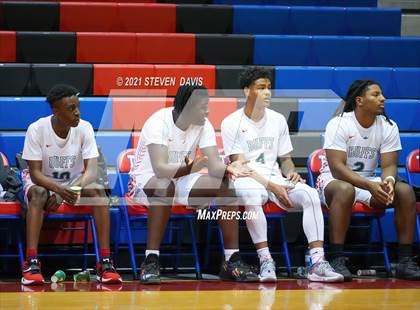 Thumbnail 2 in Smoky Hill vs. Corona del Sol photogallery.