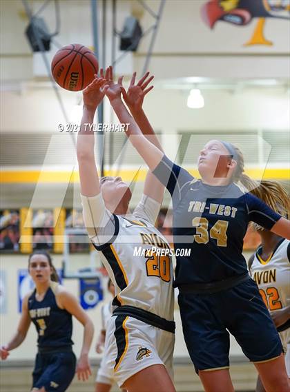 Thumbnail 1 in Avon vs. Tri-West Hendricks (Hendricks Country Tournament) photogallery.