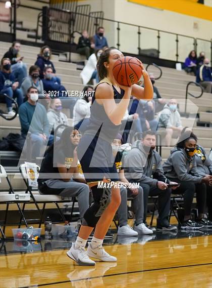 Thumbnail 3 in Avon vs. Tri-West Hendricks (Hendricks Country Tournament) photogallery.