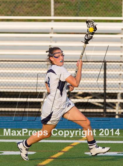 Thumbnail 3 in Wilton vs New Fairfield (CIAC Class M Semifinal) photogallery.