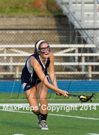 Thumbnail 2 in Wilton vs New Fairfield (CIAC Class M Semifinal) photogallery.
