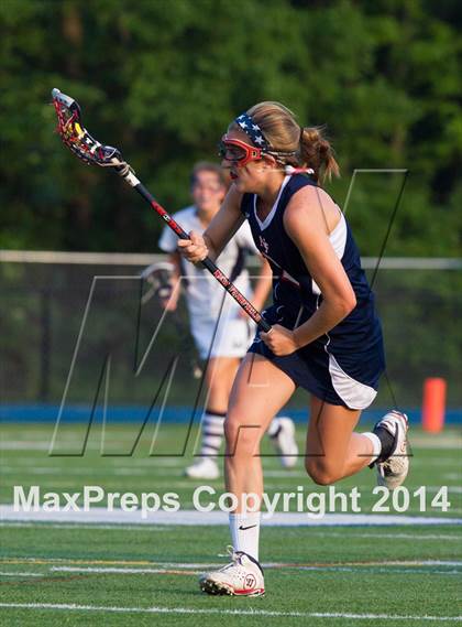 Thumbnail 2 in Wilton vs New Fairfield (CIAC Class M Semifinal) photogallery.